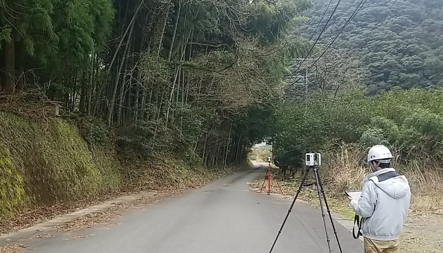 水上工事現場